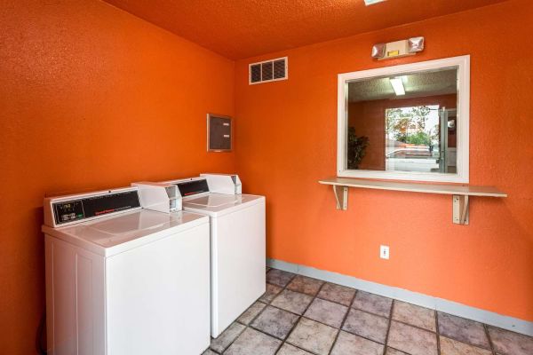 MOTEL 6 EVANSVILLE (Indiana)